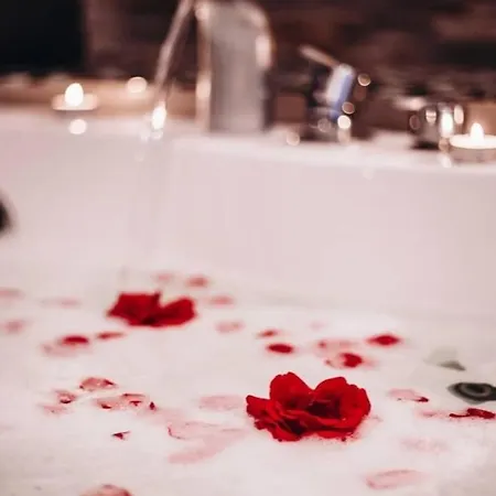 Intima Spa *